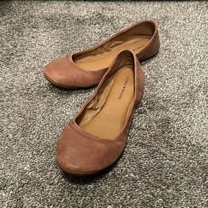Lucky brand leather flats 7.5